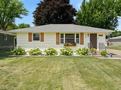 340 Greenway Ave N