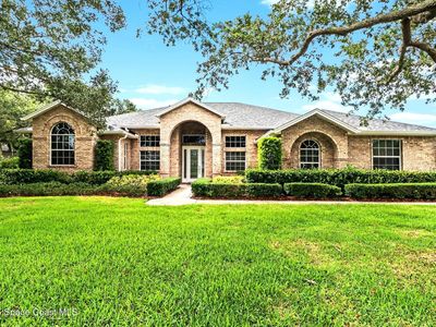 3863 Peacock Dr