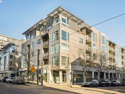 1125 NW 9th Ave APT 424