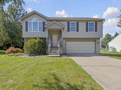 659 Andover Woods Dr