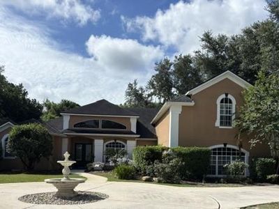 409 Almeria Ct