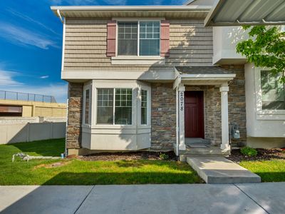 2078 W 1100 N