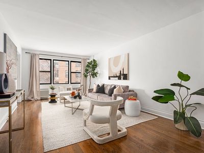 140 7th Ave APT 4M