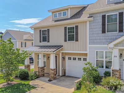 202 Stoney Point Way