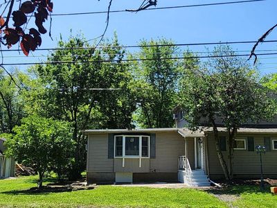814 Dolington Rd