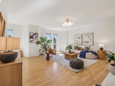 385 Jayne Ave APT 301