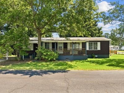 728 Garden Lake Dr.