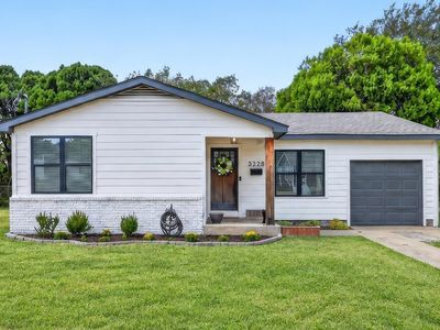 3228 Olive Pl