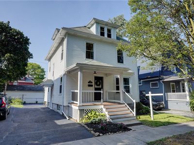 136 Asbury St