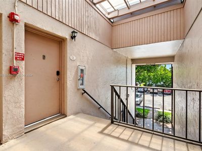 5767 Washington St APT F23