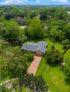 605 Water Oak Ln