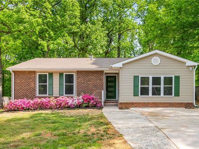 102 Cornwallis Dr