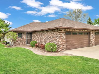416 Emerald Dr