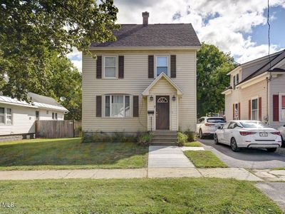 7 Saratoga Boulevard