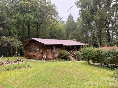 Property at 196 Austin Dr, Marion, NC