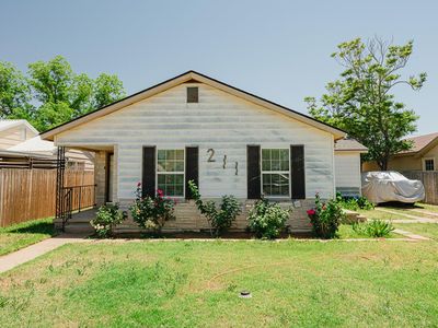 211 Santa Rita Dr