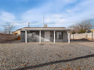 441 Loma Hermosa Dr NW