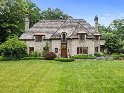 411 W Washington Blvd