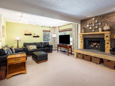 101 Ryan Gulch Ct #103