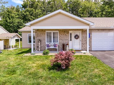 Property at 559 Sunview Cir, Latrobe, PA