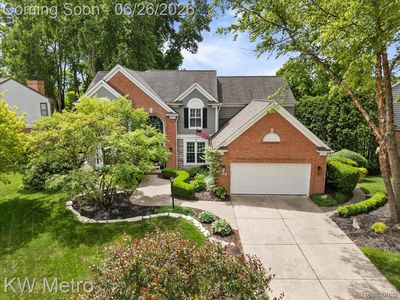 1393 Lake Shore Blvd
