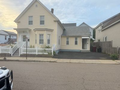 93 Blossom St