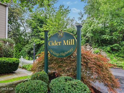 51 Old Kings Hwy APT 1