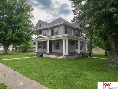 108 W 8th St
