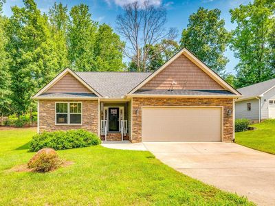154 Rockcrest Dr