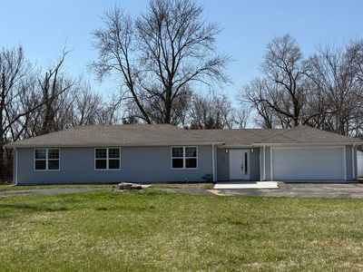 Property at 8418 Meadowbrook Dr, Burr Ridge, IL