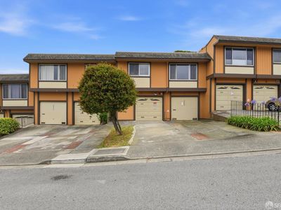 2467 Rowntree Way #203B