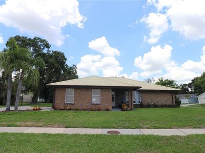 1023 Redbud Cir