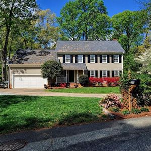 1219 Foxfire Dr