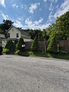 10 Cedar Street