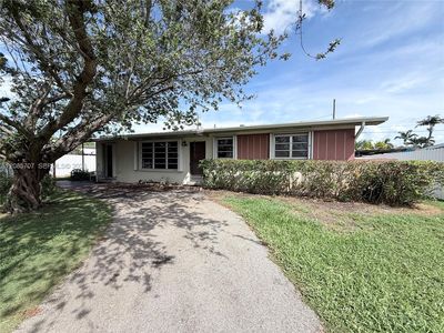 Property at 19731 Gulfstream Rd, Cutler Bay, FL