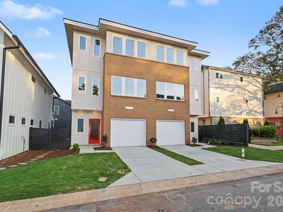 1424 Lomax Ave
