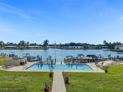 700 Pine Dr UNIT 204