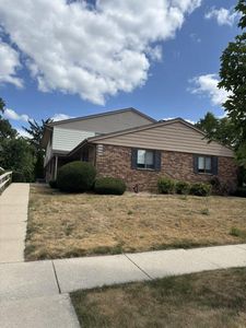 9442 W Maple COURT