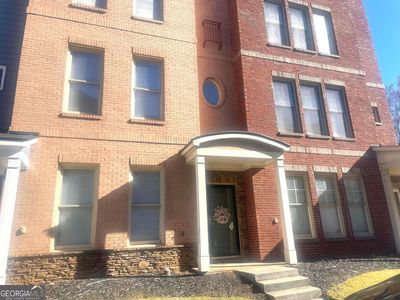 737 Liberty Commons Dr NW