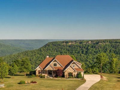 985 Sunset Cir