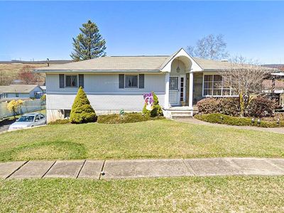 Property at 104 Mackie Ln, Taylor, PA