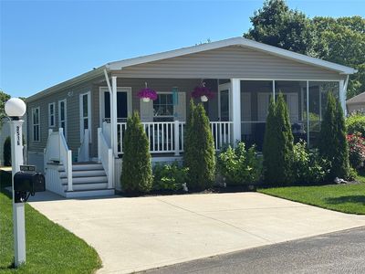 1661 Old Country #351B