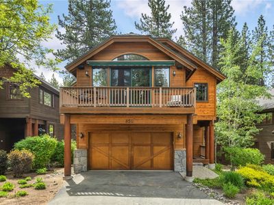 852 Rosewood Cir