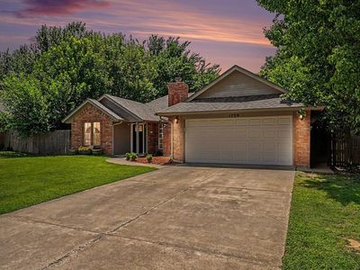 Property at 1709 Overland Trl, Choctaw, OK