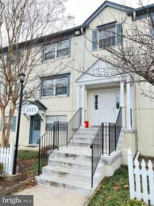 4411 Romlon St APT 101