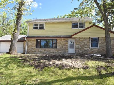 N76W14092 Appleton AVENUE