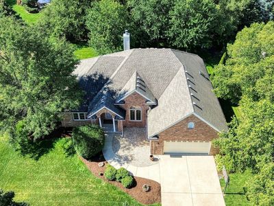 712 Brighton Dr