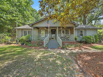 Property at 5709 Old Jacksonboro Rd, Ravenel, SC