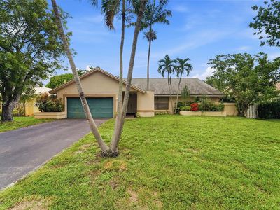 Property at 10623 NW 7th Pl, Coral Springs, FL