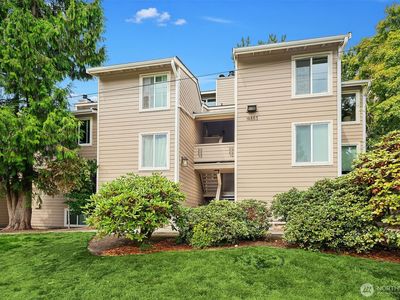 19853 25th Avenue NE #312
